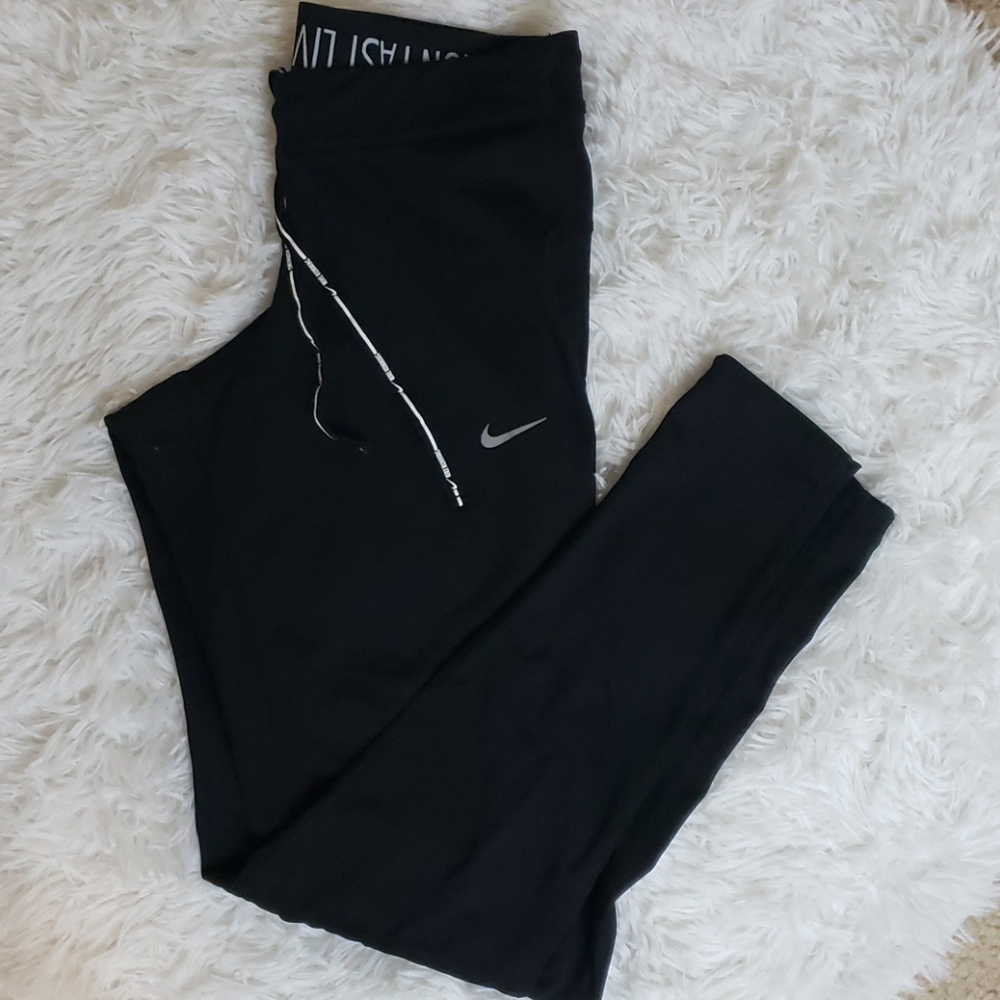 NEW Nike leggings